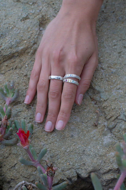 Tiny stackable ring
