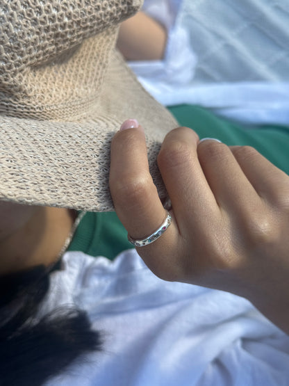 Tiny stackable ring