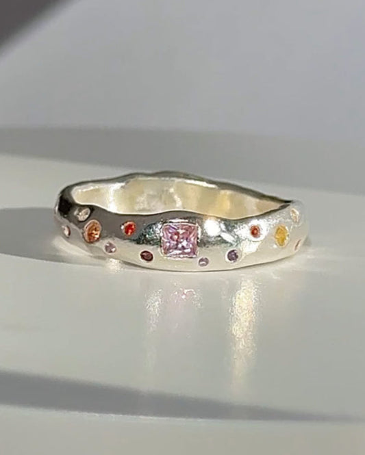 Ariel Ring